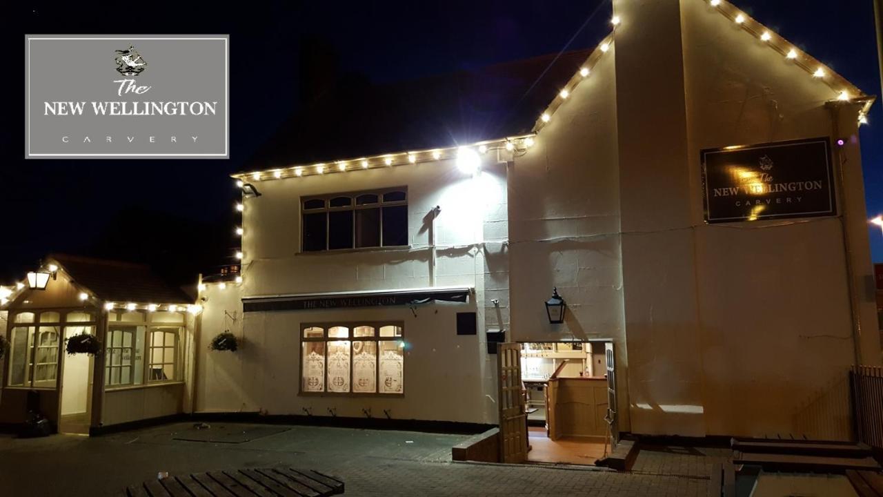 The New Wellington Hotel Brierley Hill Exterior foto